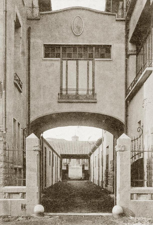 Fabrica Descals And Pavillion Villa Olot Luaran gambar