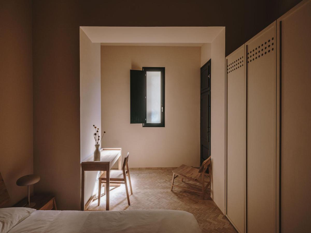 Fabrica Descals And Pavillion Villa Olot Luaran gambar