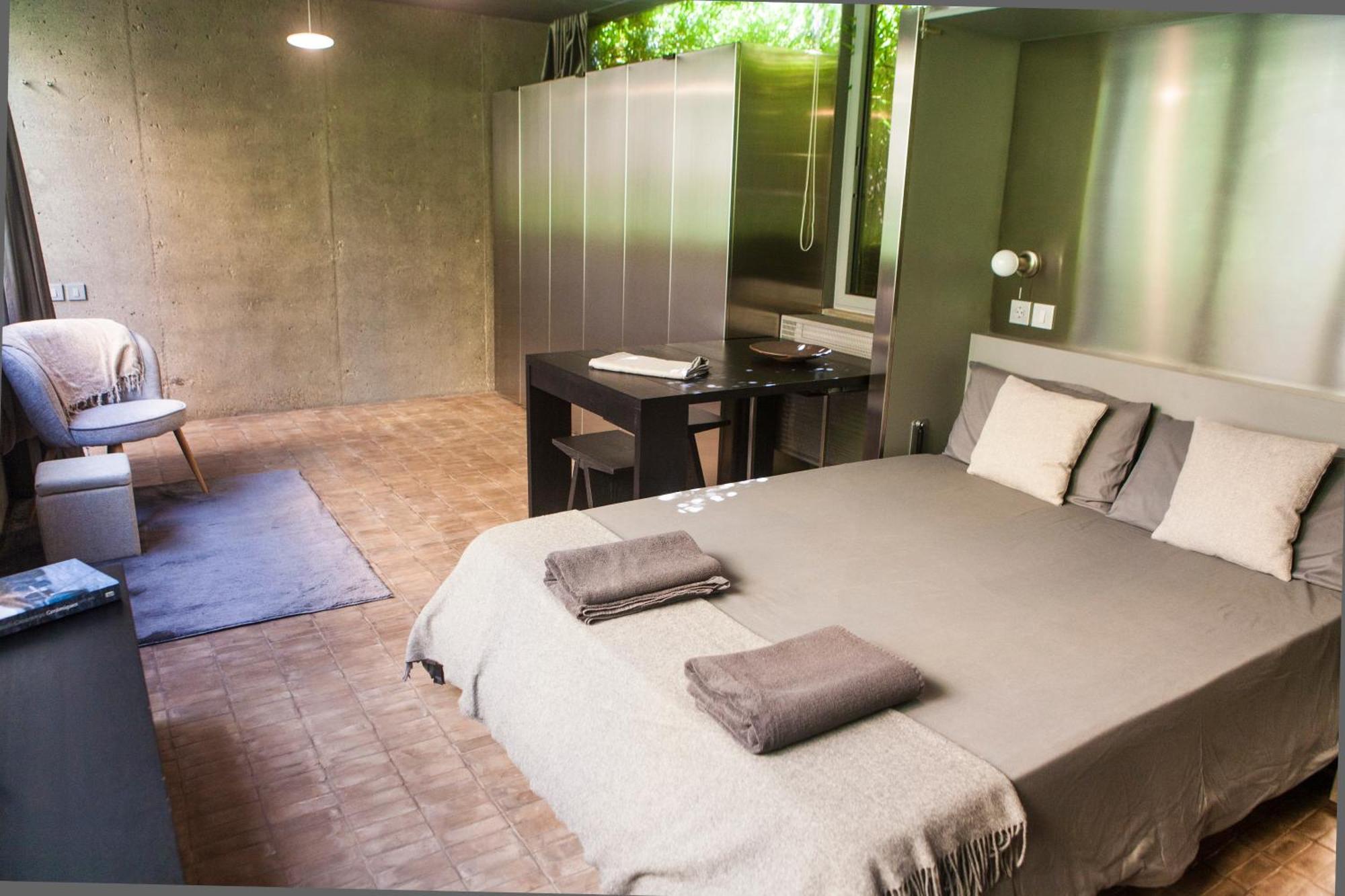 Fabrica Descals And Pavillion Villa Olot Luaran gambar